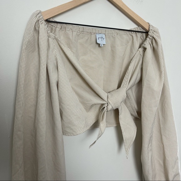 PRINCESS POLLY- Tie Front Crop Top Ballon Sleeve - Picture 2 of 7